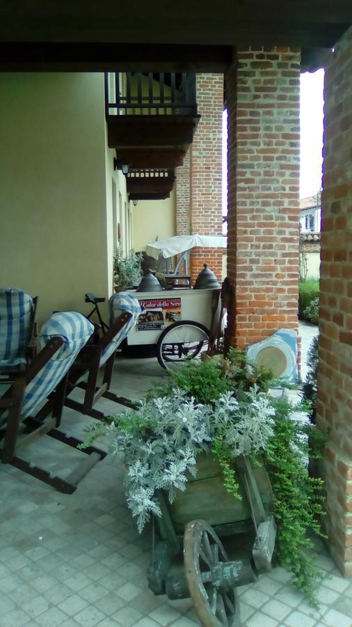 Al Calar Della Sera Sommariva del Bosco ภายนอก รูปภาพ